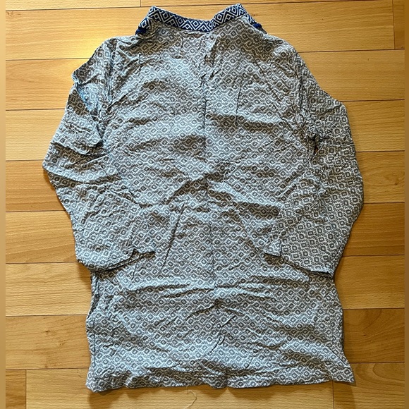 Beach Tunic/CoverUp - Picture 2 of 3